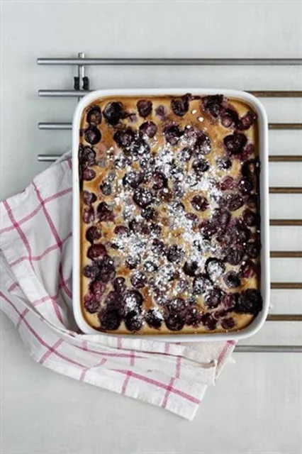 Cherry clafoutis from Éditions Larousse.
