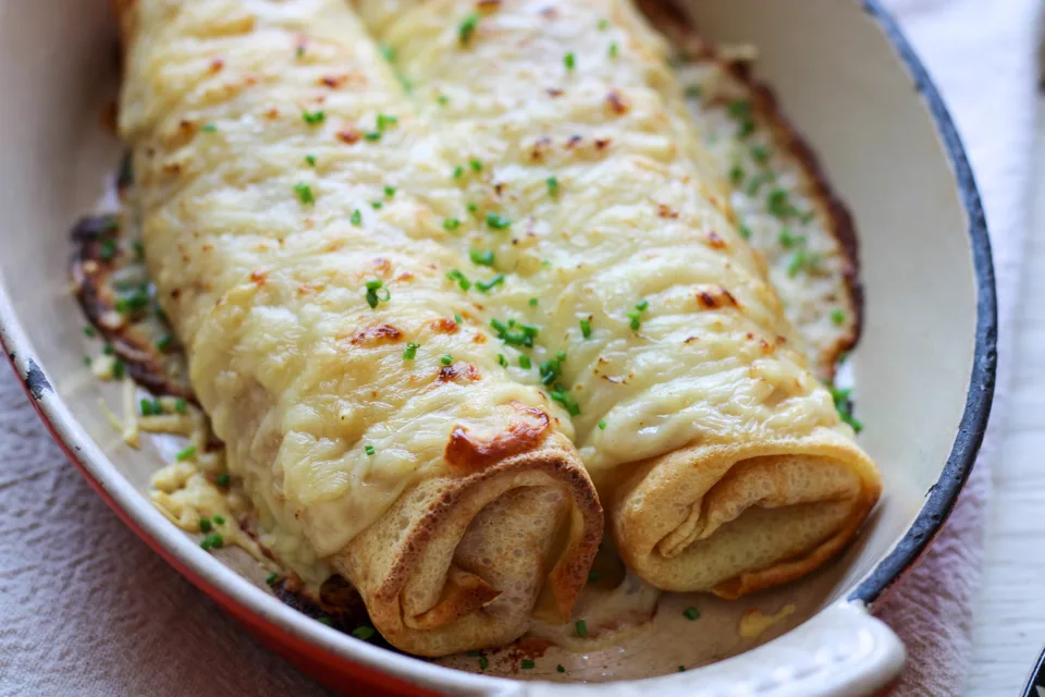Original ham and mushroom ficelles.